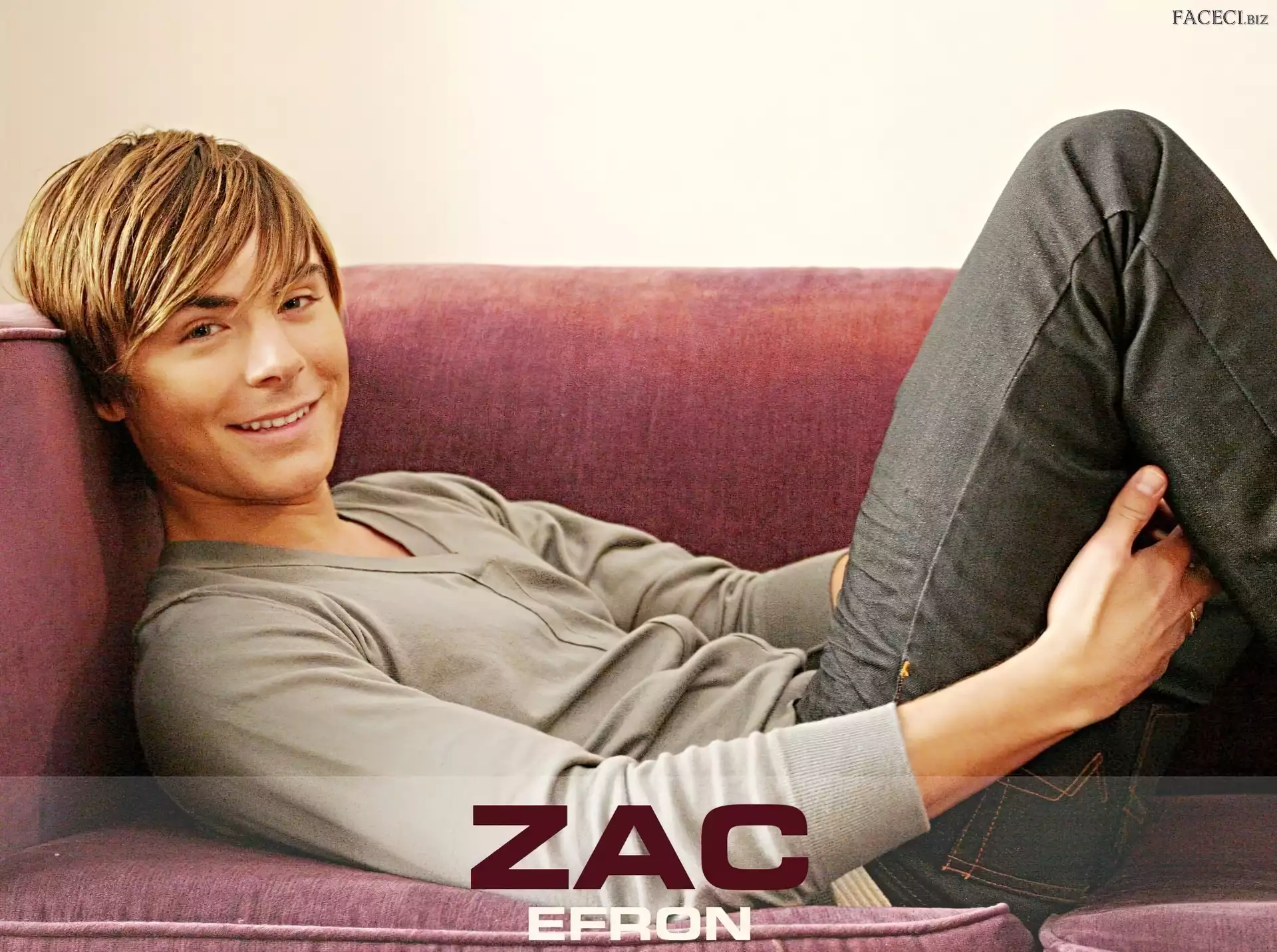 Kanapa, Zac Efron